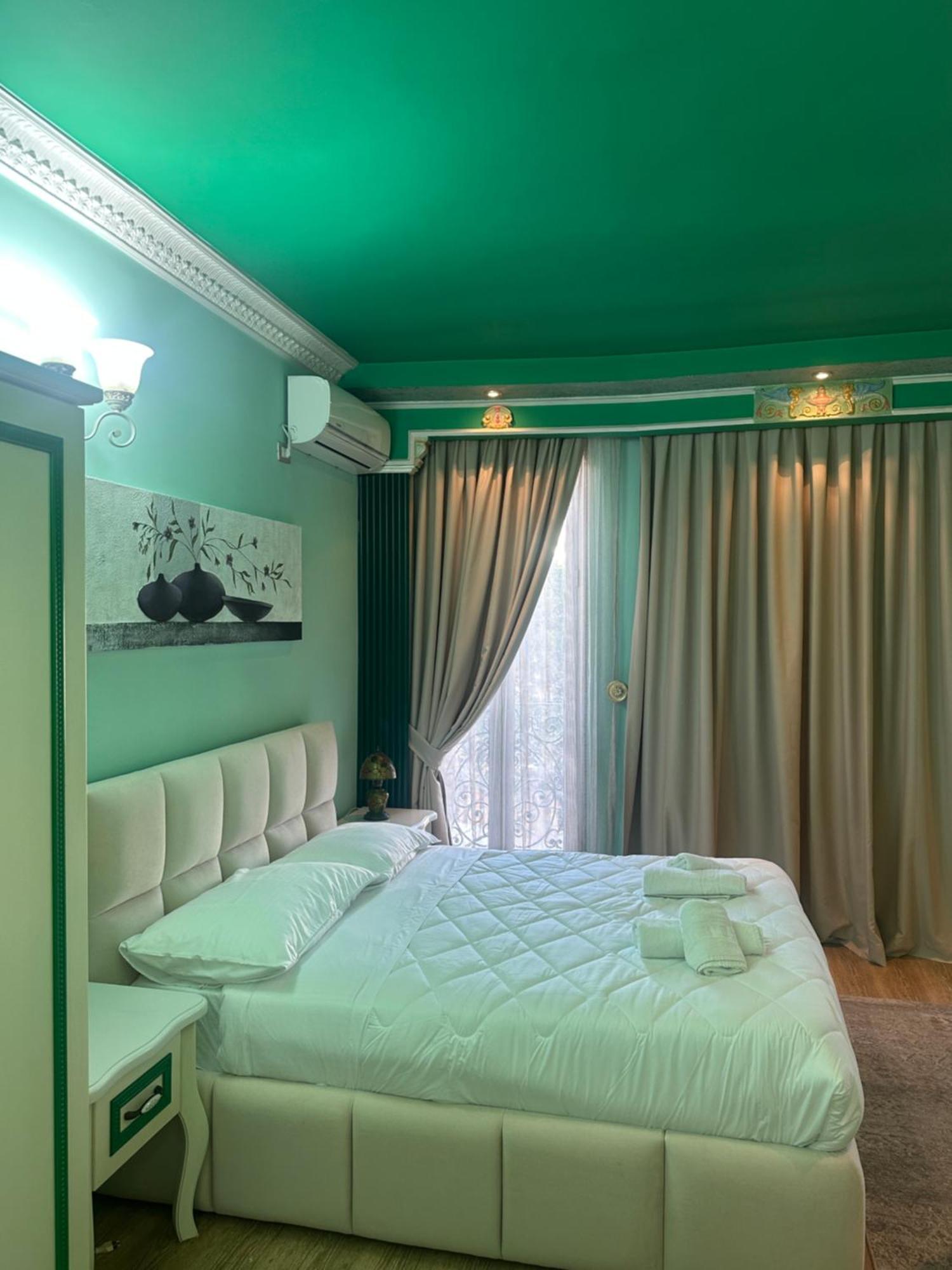 Hotel Boutique Vila Fernando Tirana Esterno foto