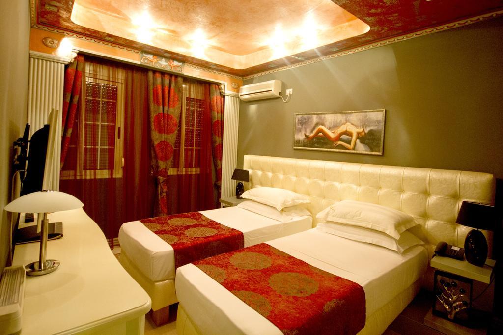 Hotel Boutique Vila Fernando Tirana Esterno foto