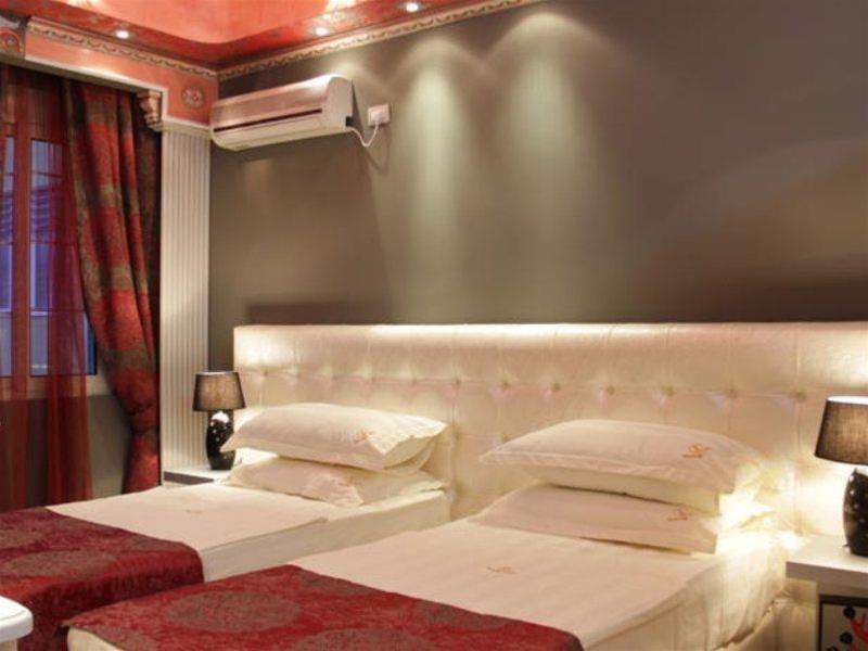 Hotel Boutique Vila Fernando Tirana Esterno foto