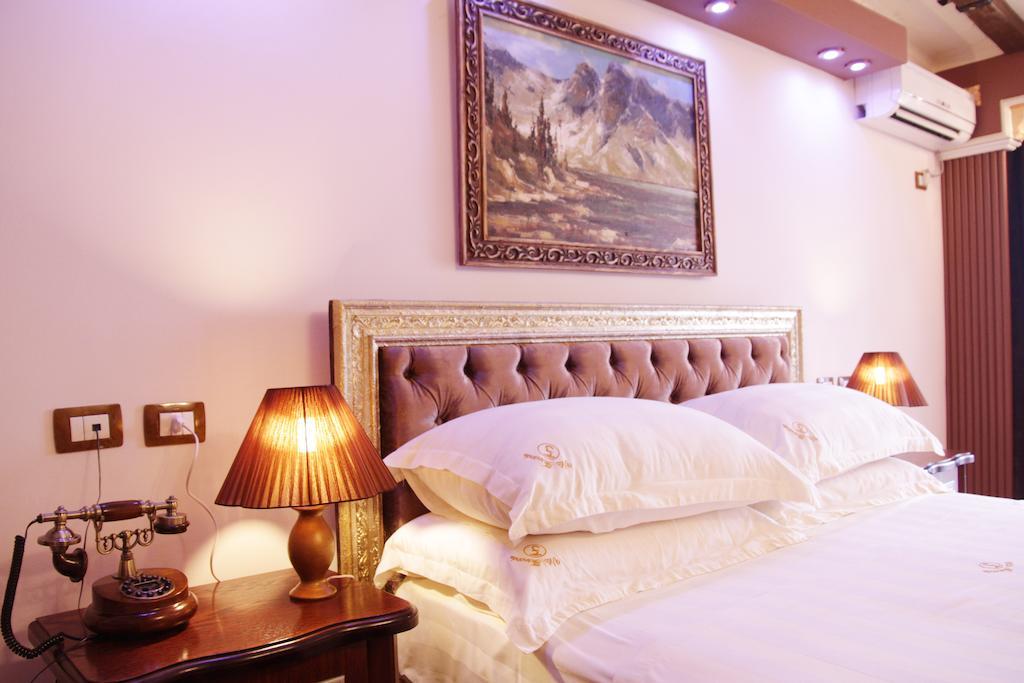 Hotel Boutique Vila Fernando Tirana Camera foto