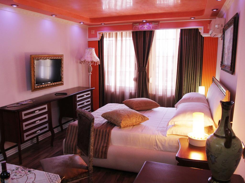Hotel Boutique Vila Fernando Tirana Camera foto